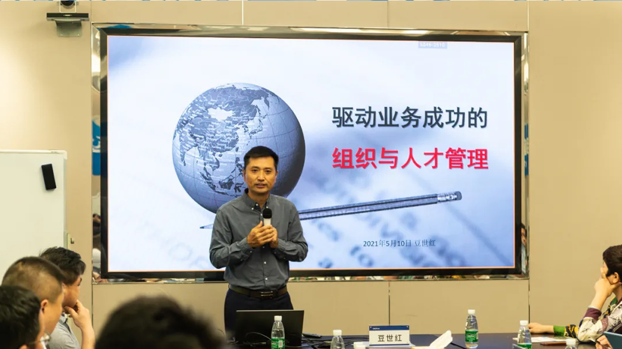 pg国际-不凡成就非凡,相信品牌的力量