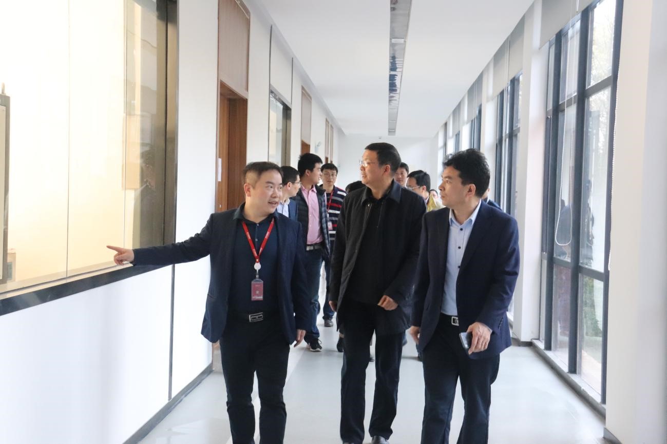 pg国际-不凡成就非凡,相信品牌的力量