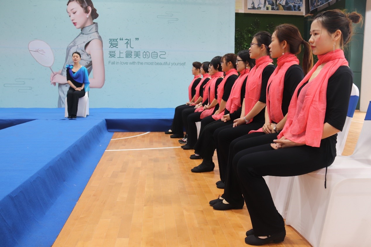 pg国际-不凡成就非凡,相信品牌的力量