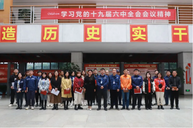 pg国际-不凡成就非凡,相信品牌的力量