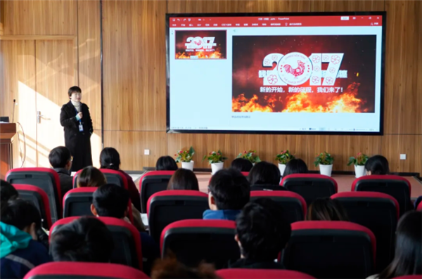 pg国际-不凡成就非凡,相信品牌的力量