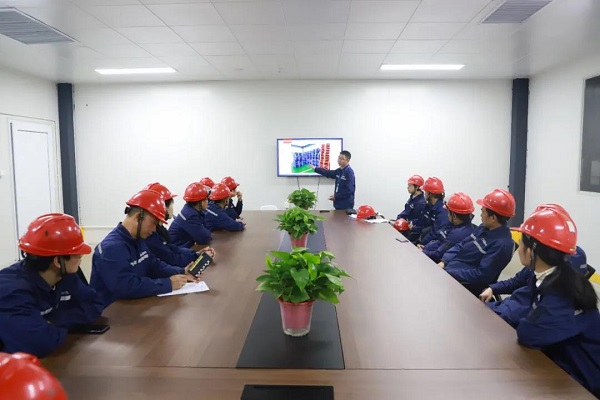 pg国际-不凡成就非凡,相信品牌的力量