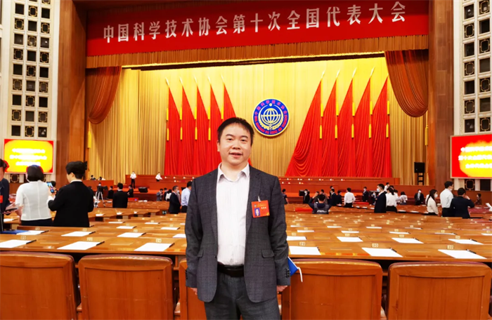 pg国际-不凡成就非凡,相信品牌的力量