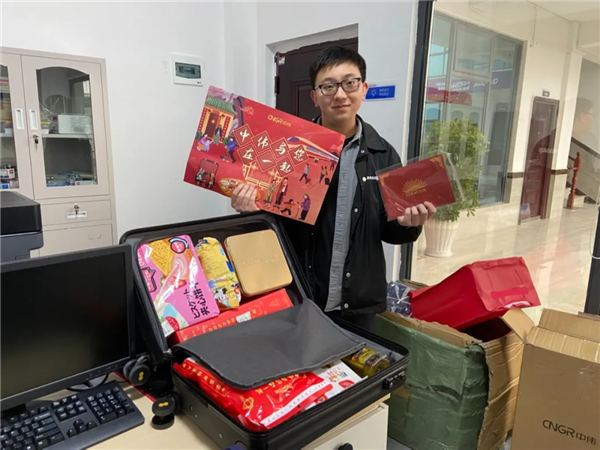 pg国际-不凡成就非凡,相信品牌的力量