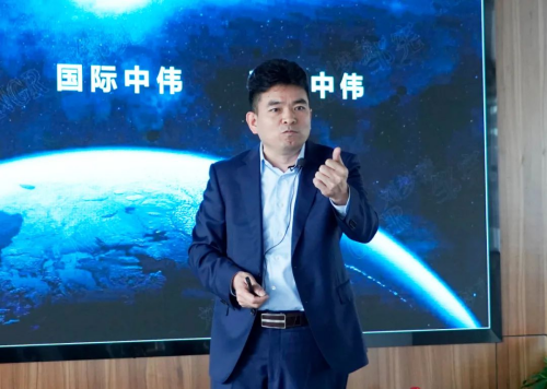 pg国际-不凡成就非凡,相信品牌的力量