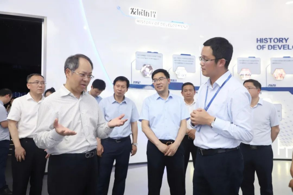 pg国际-不凡成就非凡,相信品牌的力量