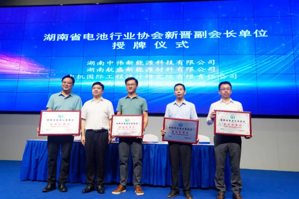 pg国际-不凡成就非凡,相信品牌的力量