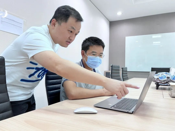 pg国际-不凡成就非凡,相信品牌的力量