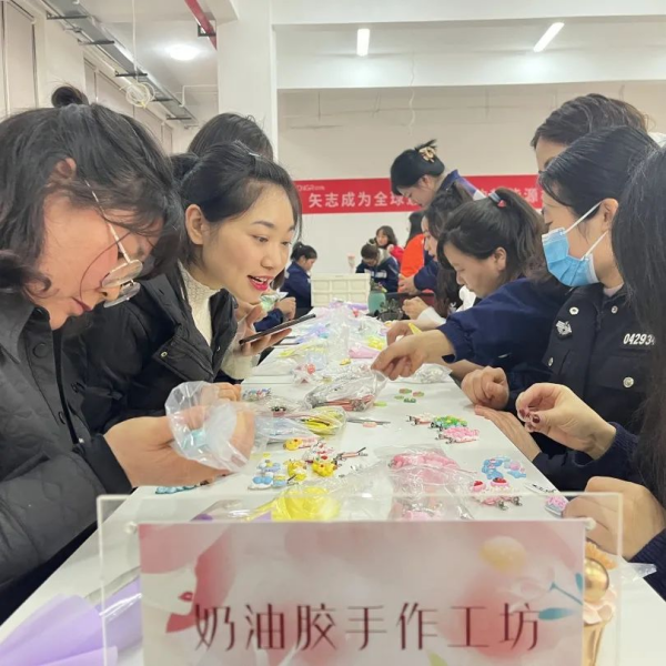 pg国际-不凡成就非凡,相信品牌的力量