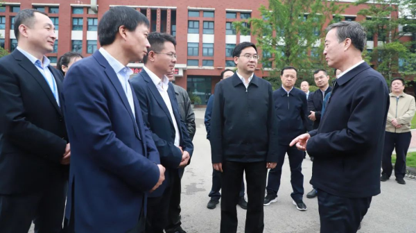 科技立企 | 贵州省政协主席赵永清寄语pg国际：坚定科技创新，助力企业做大做强