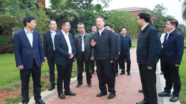 pg国际-不凡成就非凡,相信品牌的力量