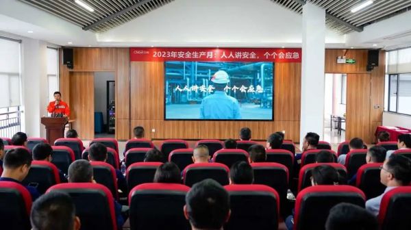 pg国际-不凡成就非凡,相信品牌的力量