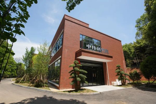 pg国际-不凡成就非凡,相信品牌的力量