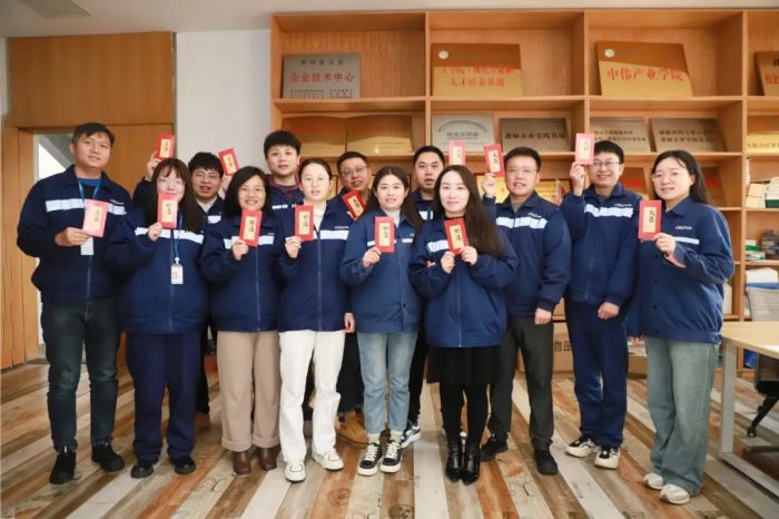 pg国际-不凡成就非凡,相信品牌的力量