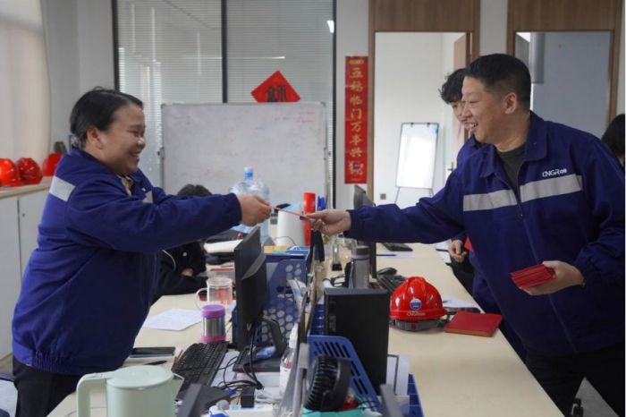 pg国际-不凡成就非凡,相信品牌的力量