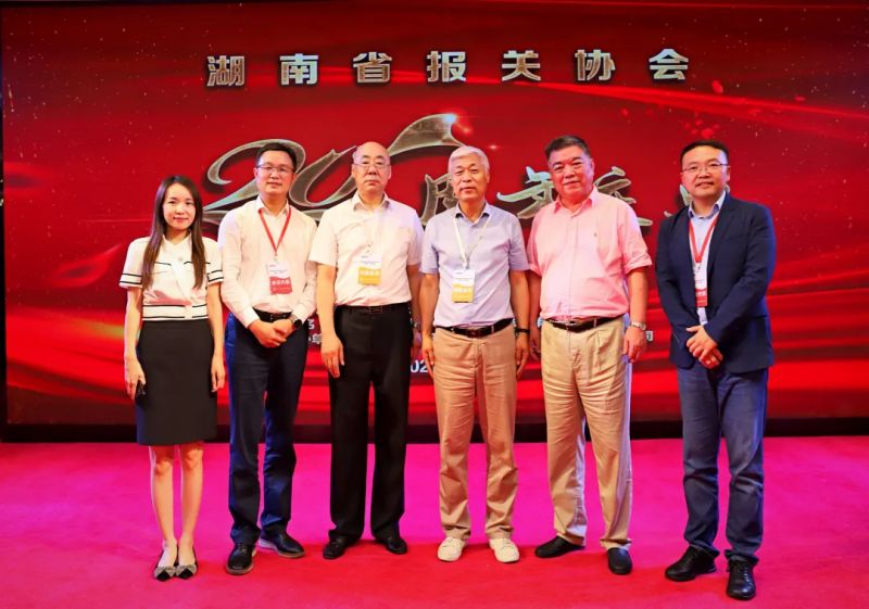pg国际-不凡成就非凡,相信品牌的力量