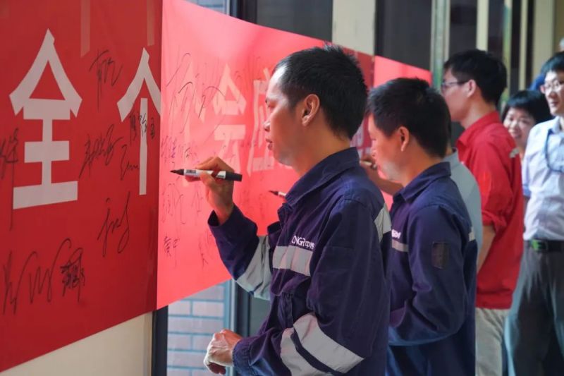 pg国际-不凡成就非凡,相信品牌的力量