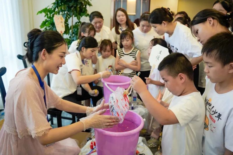 pg国际-不凡成就非凡,相信品牌的力量