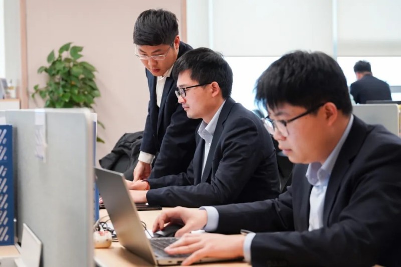 pg国际-不凡成就非凡,相信品牌的力量