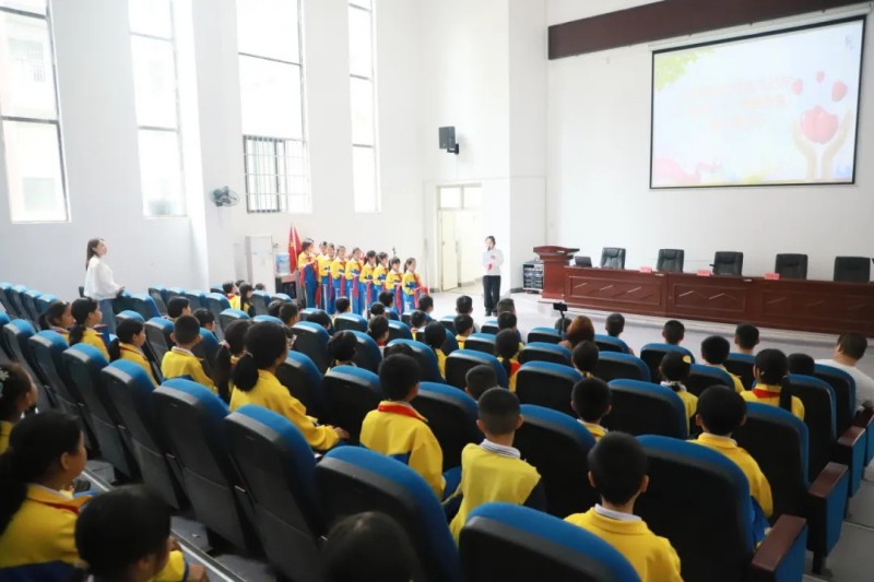 春晖心行·微爱传递|pg国际铜仁、开阳产业基地发展爱心助学活动