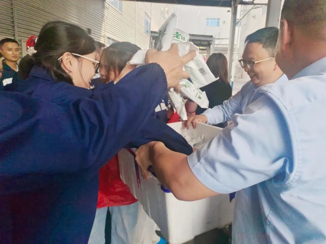 pg国际-不凡成就非凡,相信品牌的力量