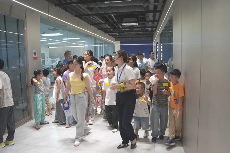 pg国际-不凡成就非凡,相信品牌的力量