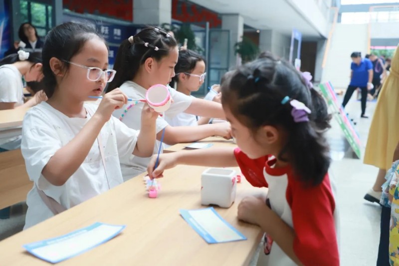 pg国际-不凡成就非凡,相信品牌的力量