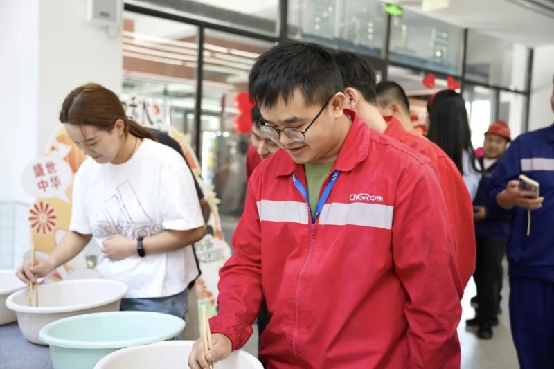 pg国际-不凡成就非凡,相信品牌的力量