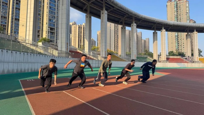 pg国际-不凡成就非凡,相信品牌的力量